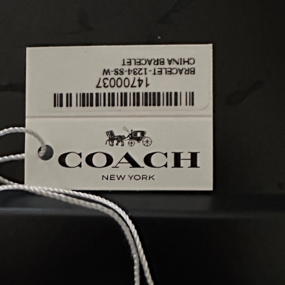 Coach Women's Silver Mesh Strap Watch - Picture 2 of 7